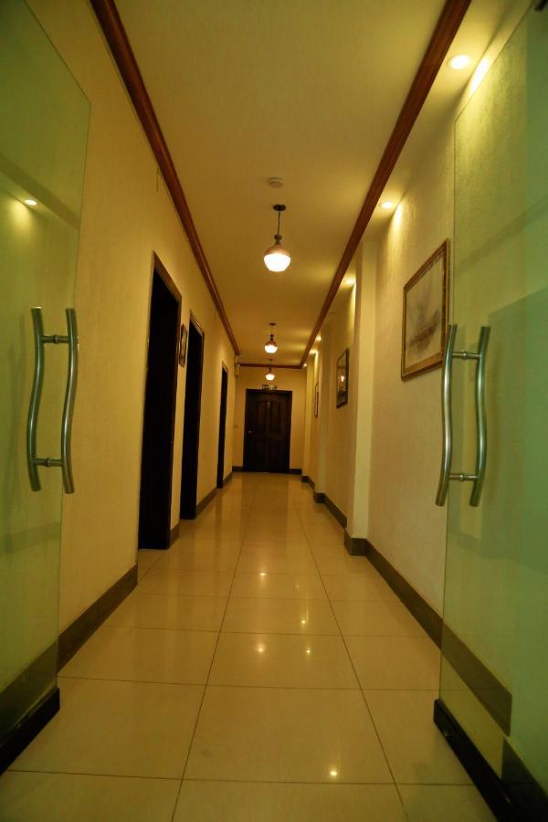 Fiesta Inn Hotel & Resorts มุลตาน ภายนอก รูปภาพ