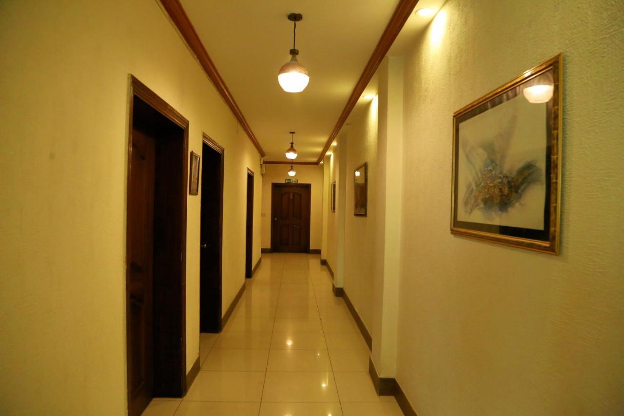Fiesta Inn Hotel & Resorts มุลตาน ภายนอก รูปภาพ