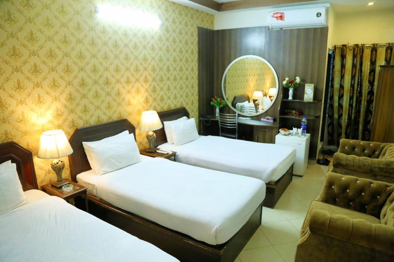 Fiesta Inn Hotel & Resorts มุลตาน ภายนอก รูปภาพ