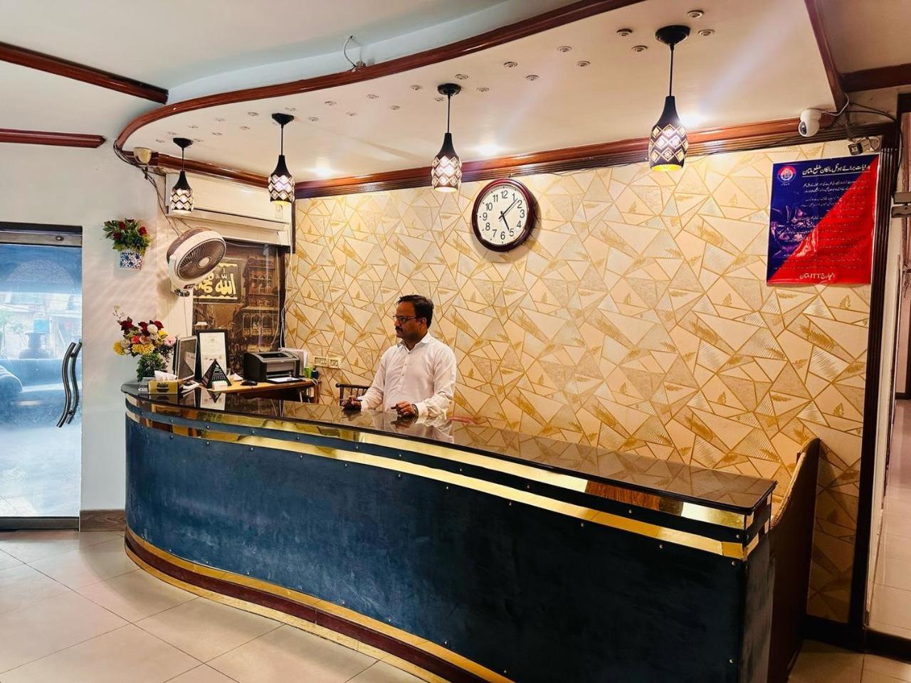 Fiesta Inn Hotel & Resorts มุลตาน ภายนอก รูปภาพ